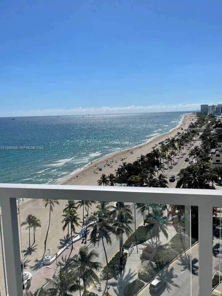 View details of listing 209 N Fort Lauderdale Beach Boulevard 12E, Fort Lauderdale, FL 33304 Fort Lauderdale with MLS# 