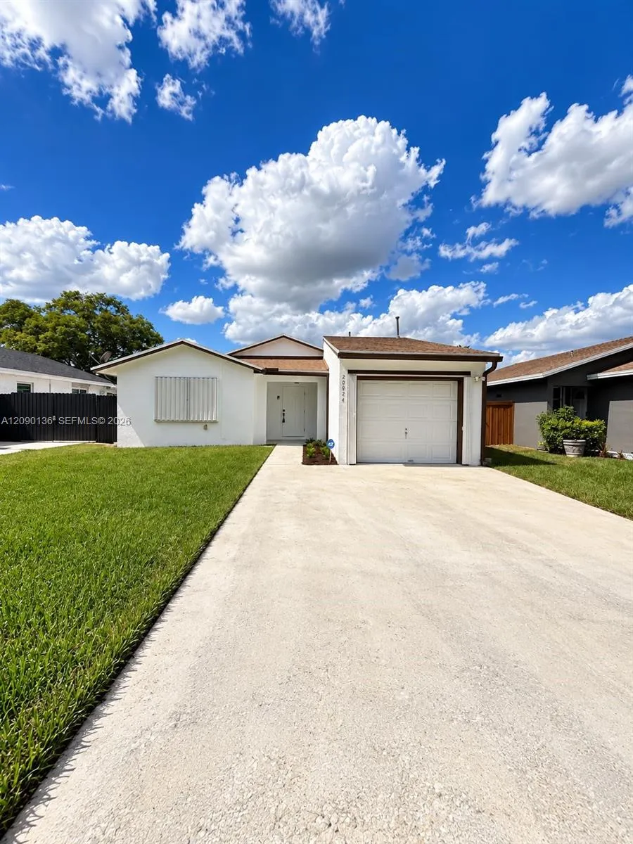 View details of listing 20924 Grouper Drive, Cutler Bay, FL 33189 Cutler Bay with MLS#
