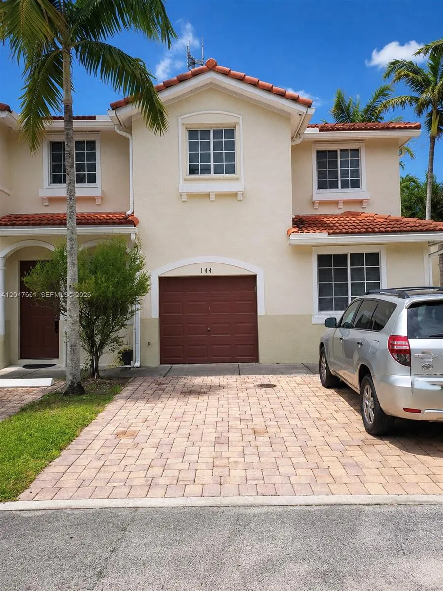Listing  21003 NW 14th Place 144, Miami Gardens, FL 33169, Miami Gardens, FL 33169