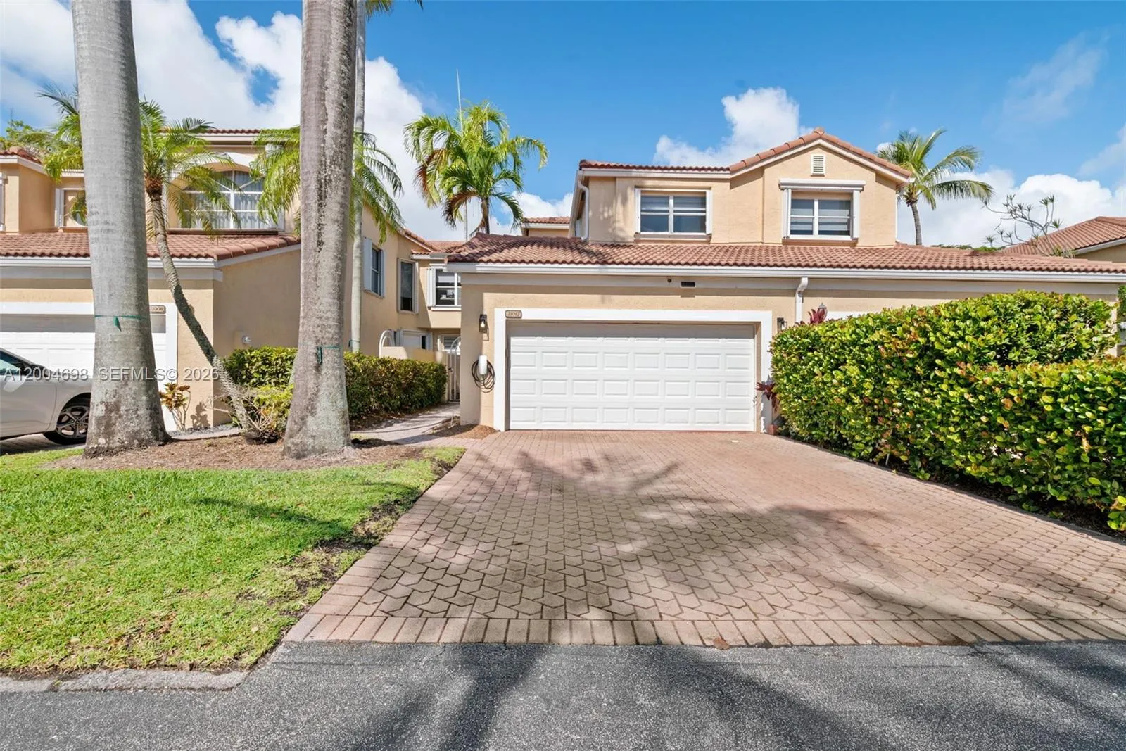 Listing  21012 NE 34th Court, Aventura, FL 33180, Aventura, FL 33180