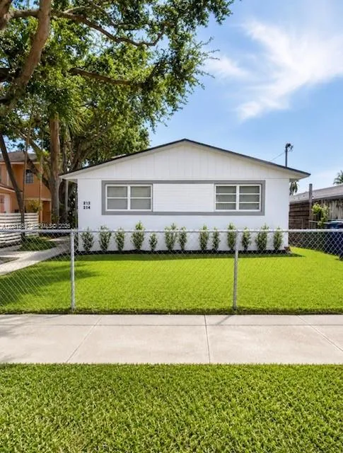 Listing  212 Northwest Boulevard 214, Miami, FL 33126, Miami, FL 33126