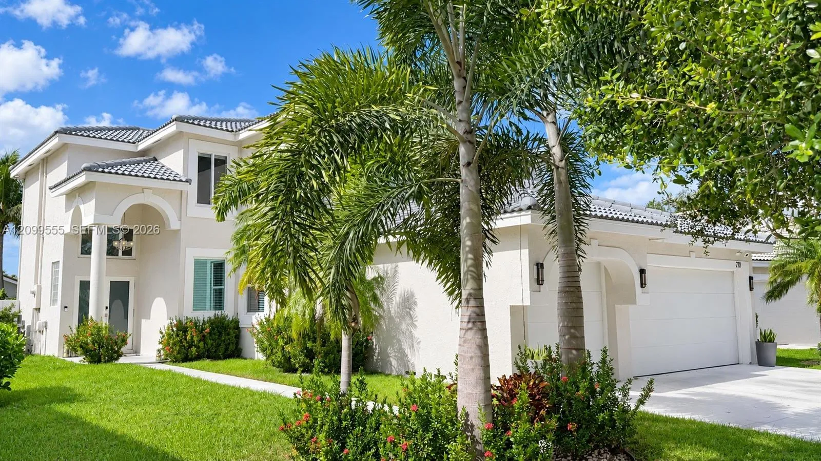 View details of listing 212 SW 179th Avenue, Pembroke Pines, FL 33029 Pembroke Pines with MLS#