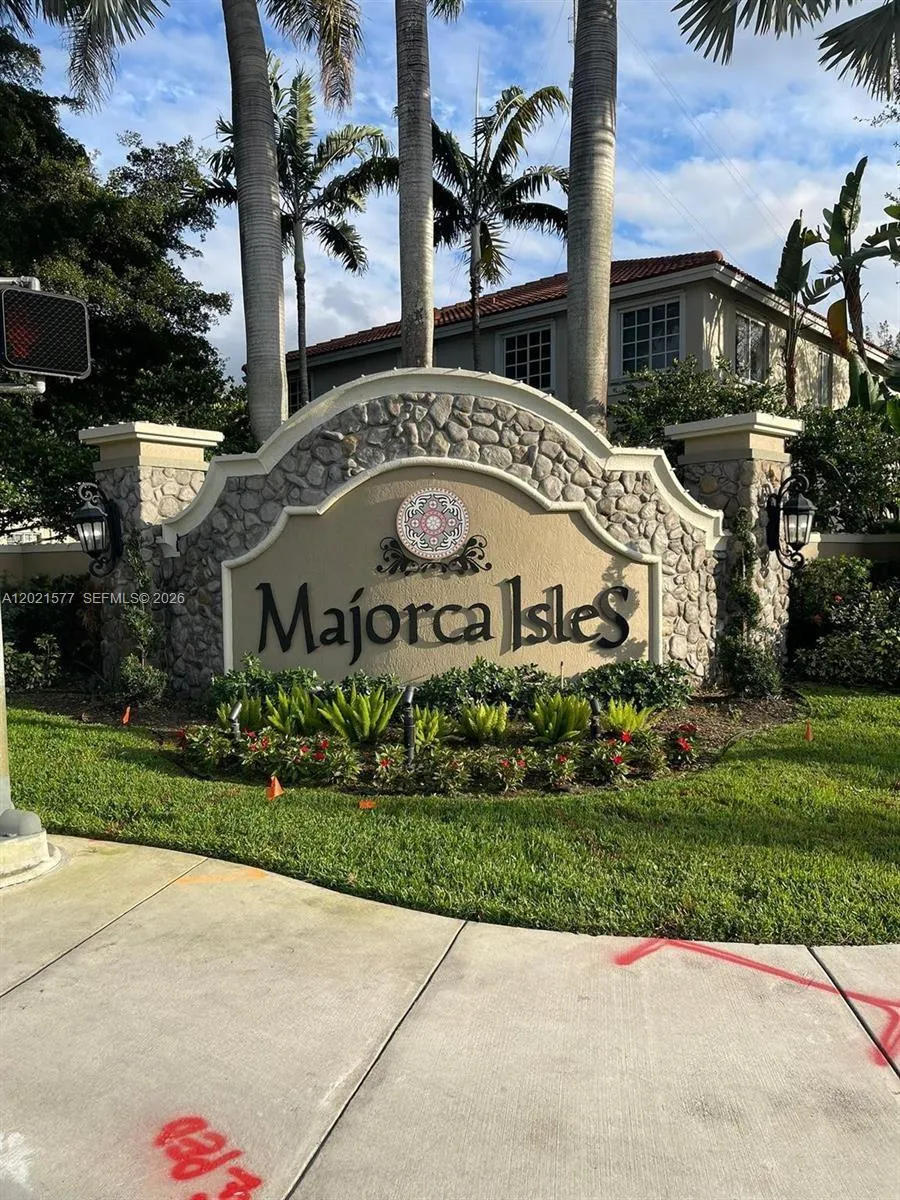 Listing  21205 NW 14th Place 1-19, Miami Gardens, FL 33169, Miami Gardens, FL 33169