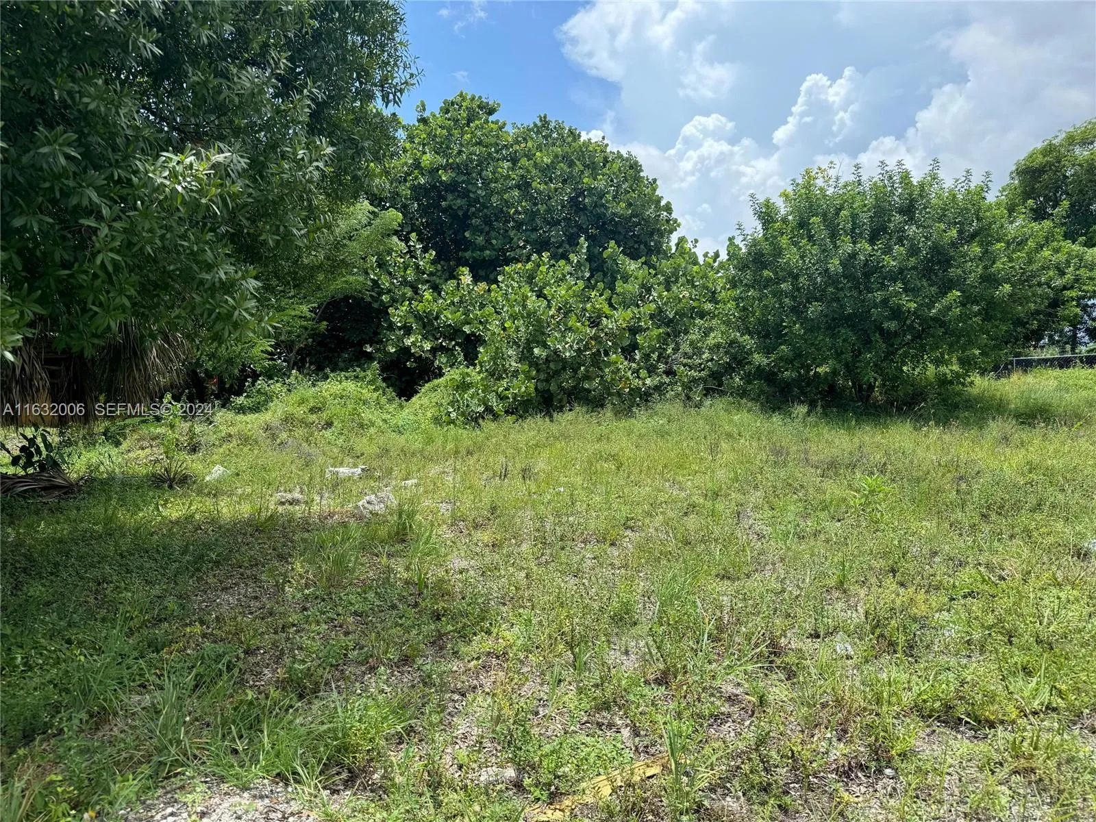 Listing  2136 NW 7th Street, Fort Lauderdale, FL 33311, Fort Lauderdale, FL 33311