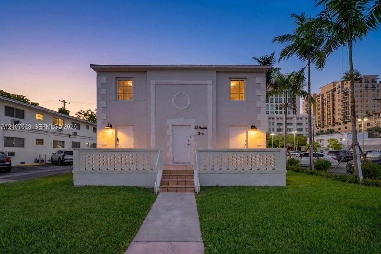 Listing  217 Madeira Avenue 1, Coral Gables, FL 33134, Coral Gables, FL 33134