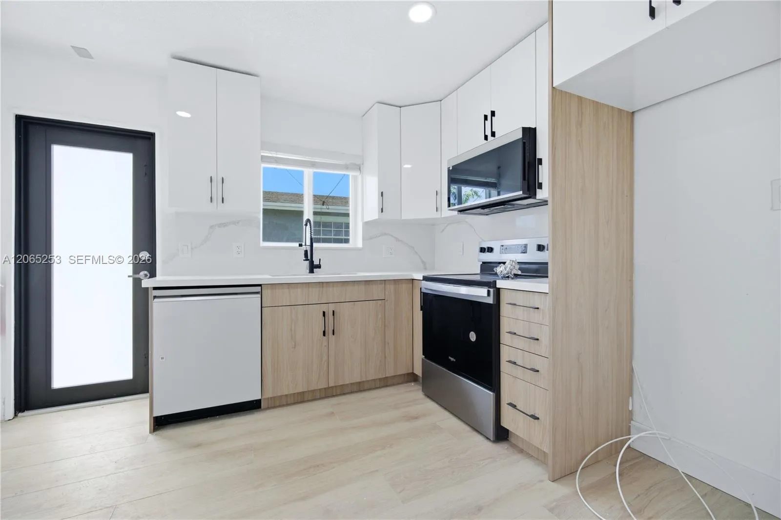 Listing  2209 SW 61st Avenue, Miramar, FL 33023, Miramar, FL 33023