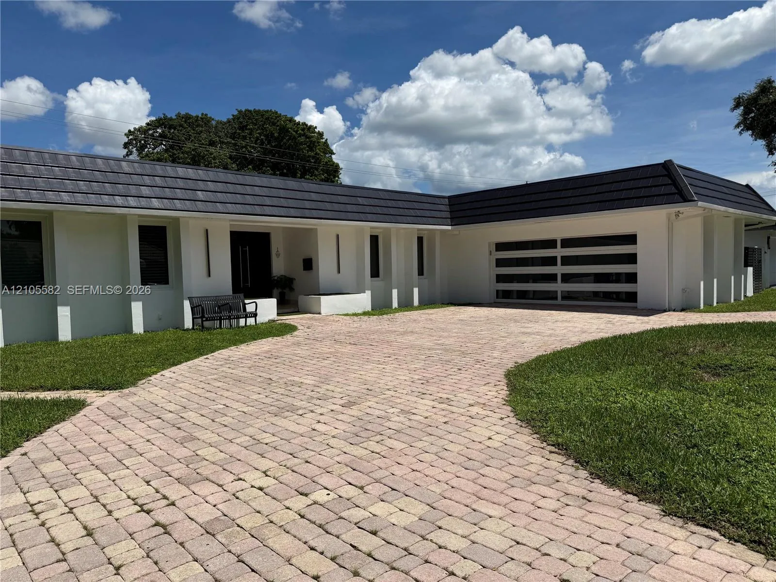 Listing  2215 NE 204th Street, Miami, FL 33180, Miami, FL 33180