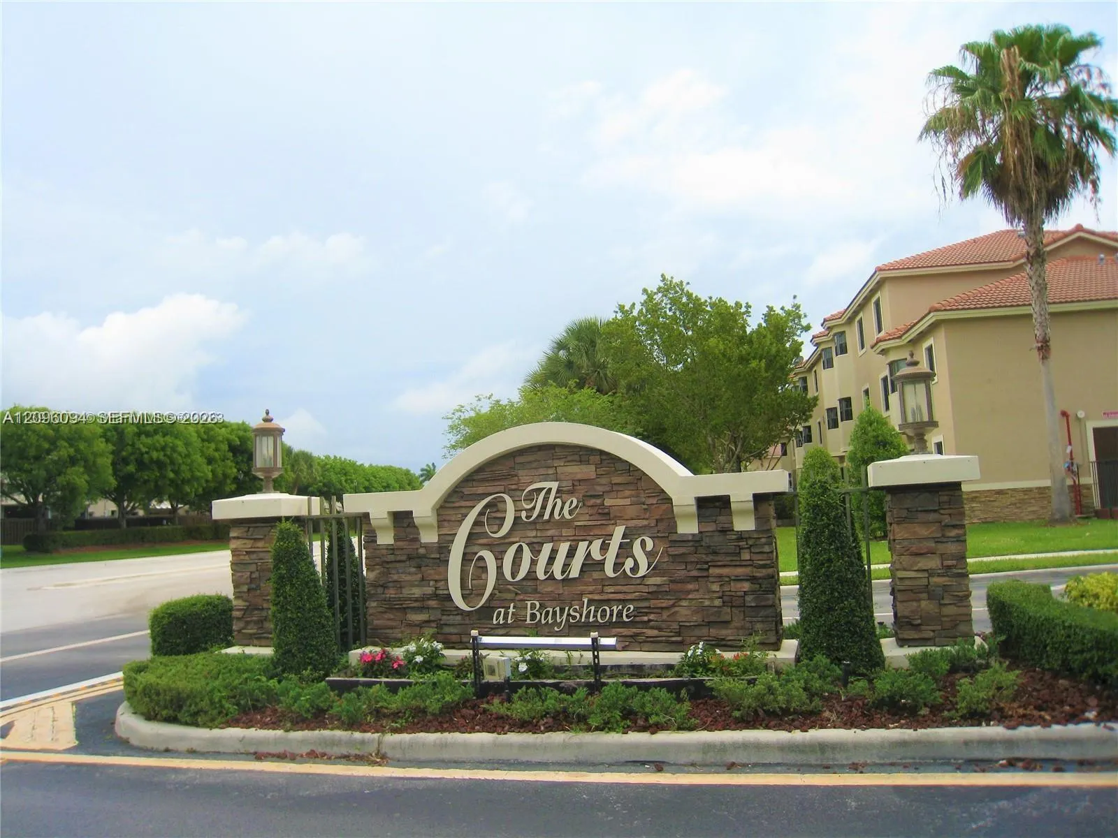 View details of listing 22621 SW 88th Place 202-8, Cutler Bay, FL 33190 Cutler Bay with MLS#