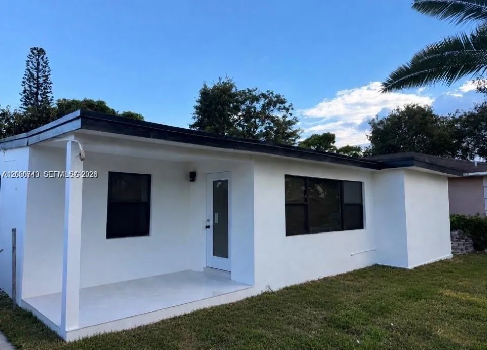 View details of listing 2324 Service Road, Opa-Locka, FL 33054 Opa-Locka with MLS#