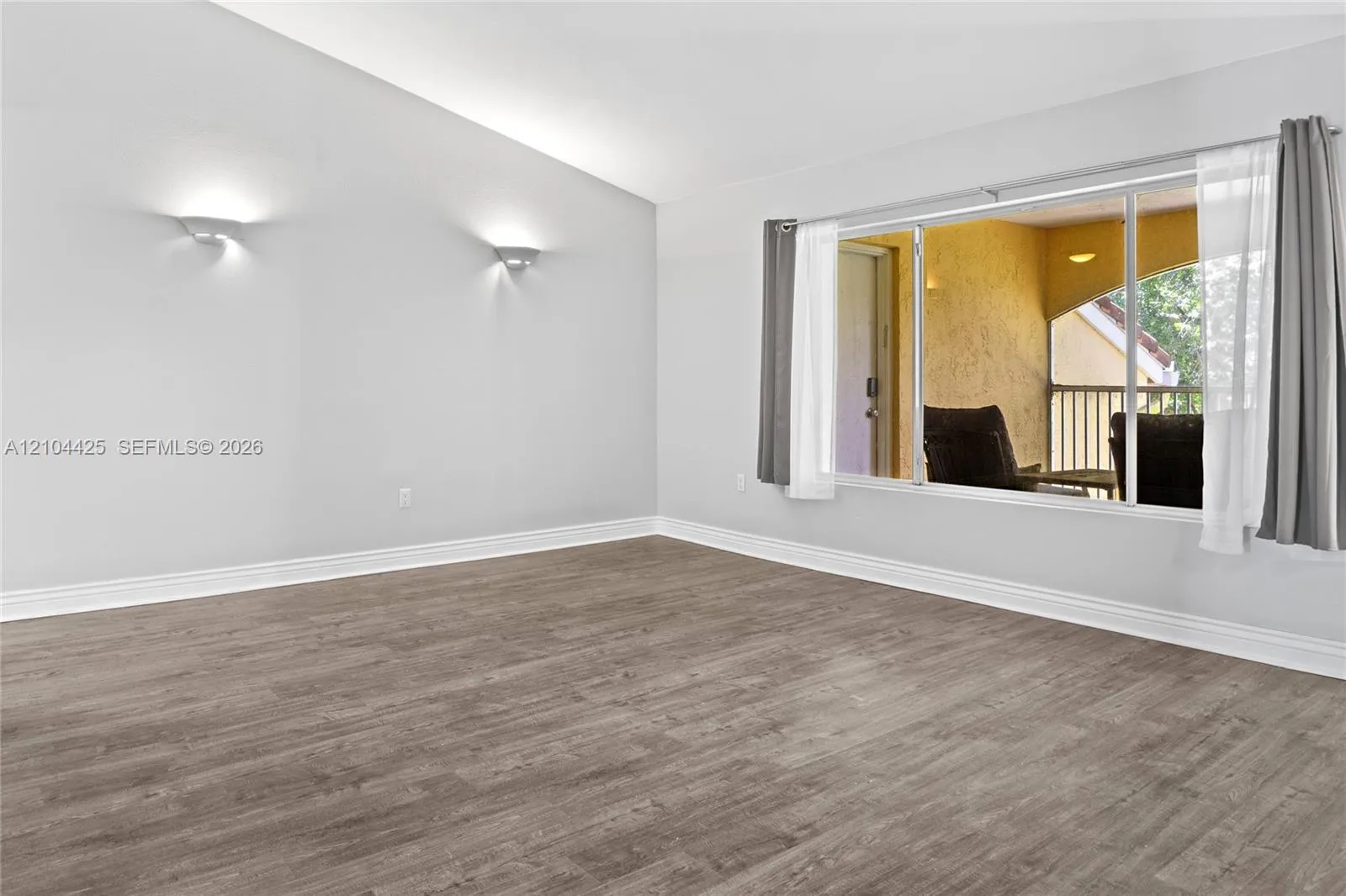 Listing  2371 NW 33rd Street 714, Oakland Park, FL 33309, Oakland Park, FL 33309