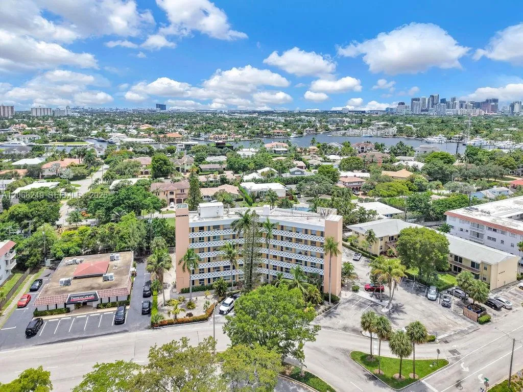 Listing  2400 NE 9th Street 201, Fort Lauderdale, FL 33304, Fort Lauderdale, FL 33304