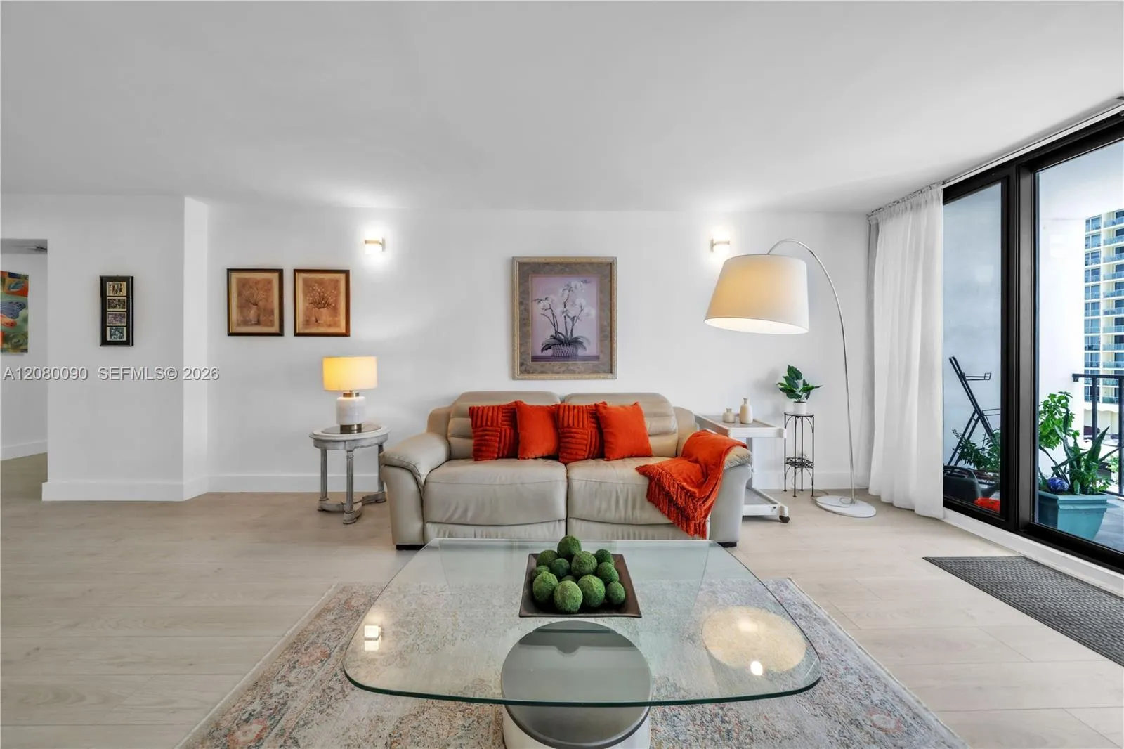Listing  2401 S Ocean Drive 507, Hollywood, FL 33019, Hollywood, FL 33019