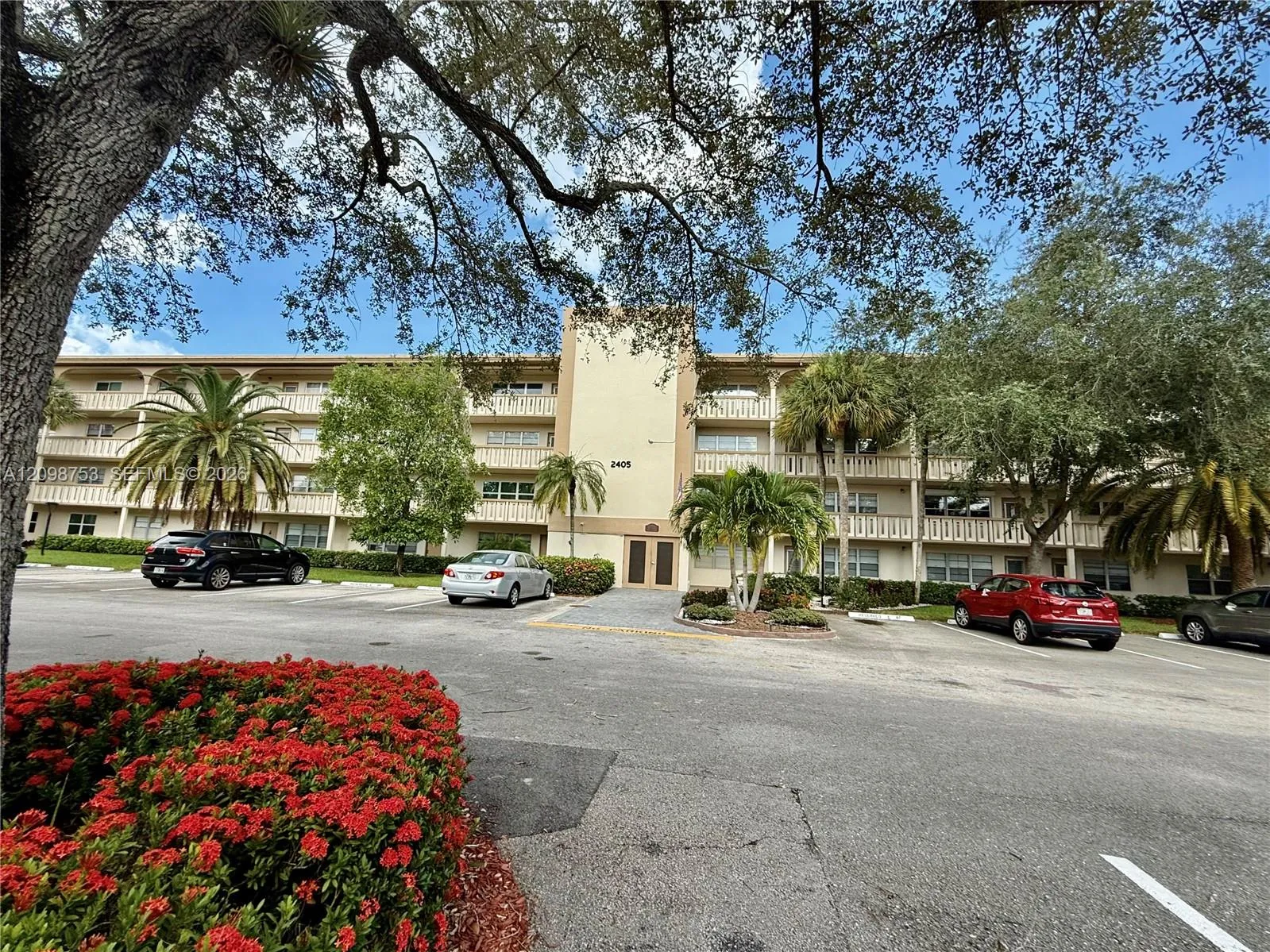 View details of listing 2405 Antigua Circle C3, Coconut Creek, FL 33066 Coconut Creek with MLS#