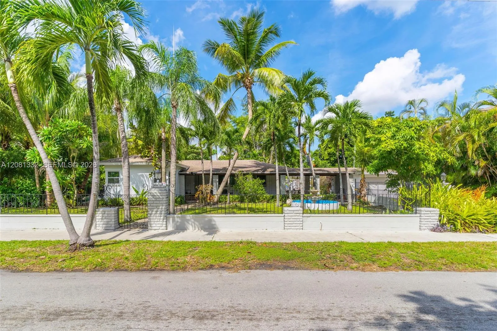 Listing  2407 Washington Street, Hollywood, FL 33020, Hollywood, FL 33020