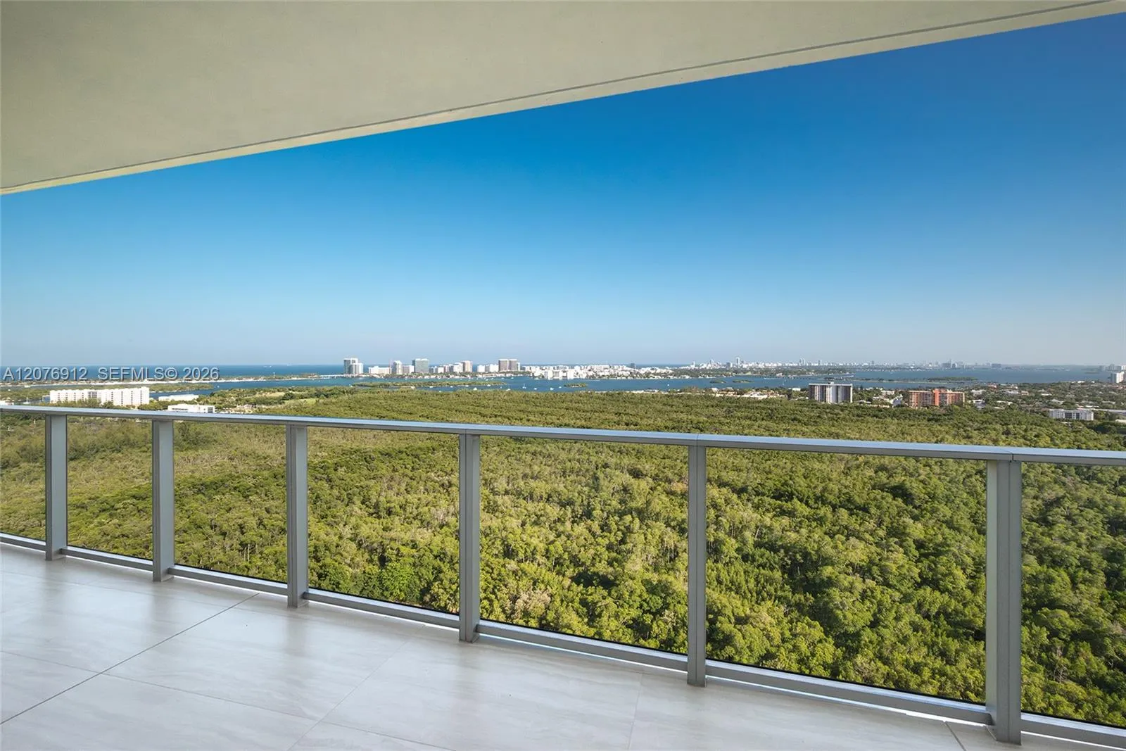 Listing  2411 Laguna Circle 2402, North Miami, FL 33181, North Miami, FL 33181