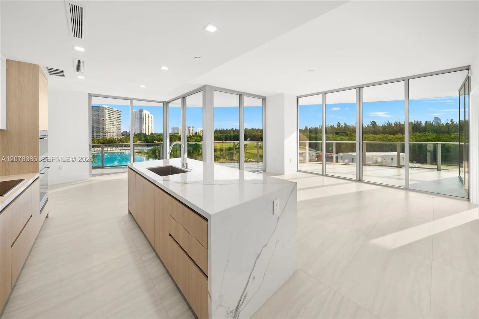 Listing  2411 Laguna Circle 311, North Miami, FL 33181, North Miami, FL 33181