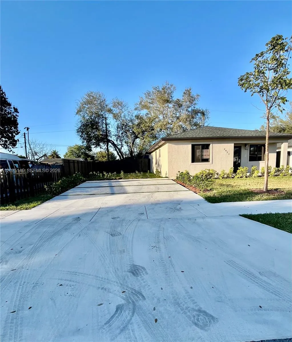 Listing  2421 NW 152nd Terrace, Miami Gardens, FL 33054, Miami Gardens, FL 33054