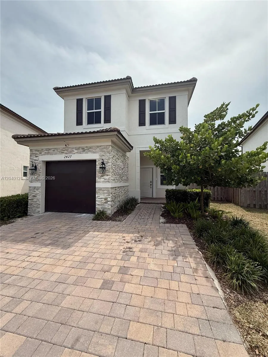Listing  2427 NW 131st Circle, Miami, FL 33167, Miami, FL 33167