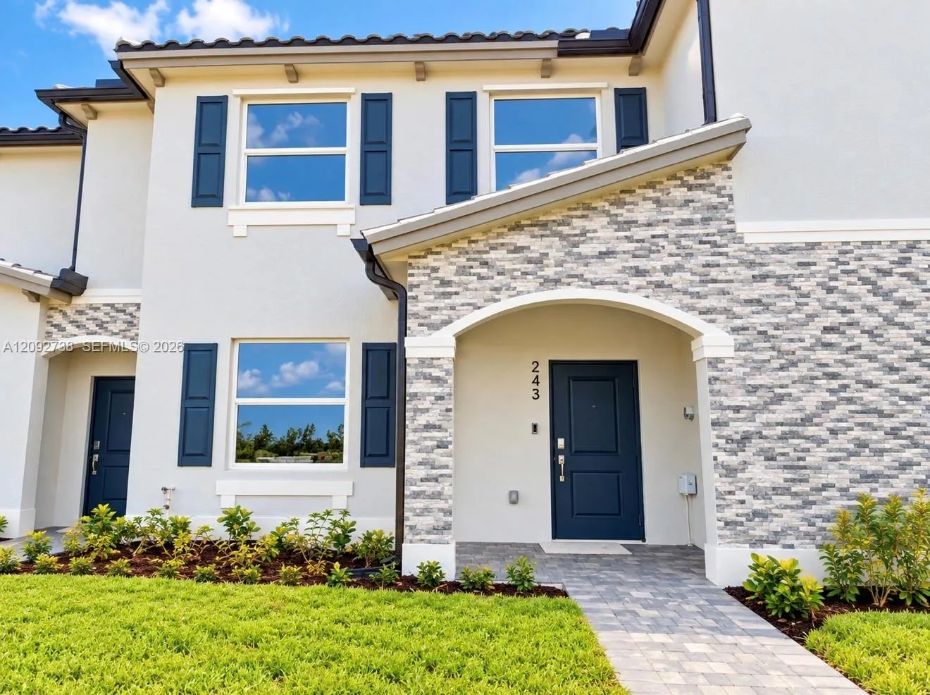 View details of listing 243 SE 11th Court 243, Florida City, FL 33034 Florida City with MLS#