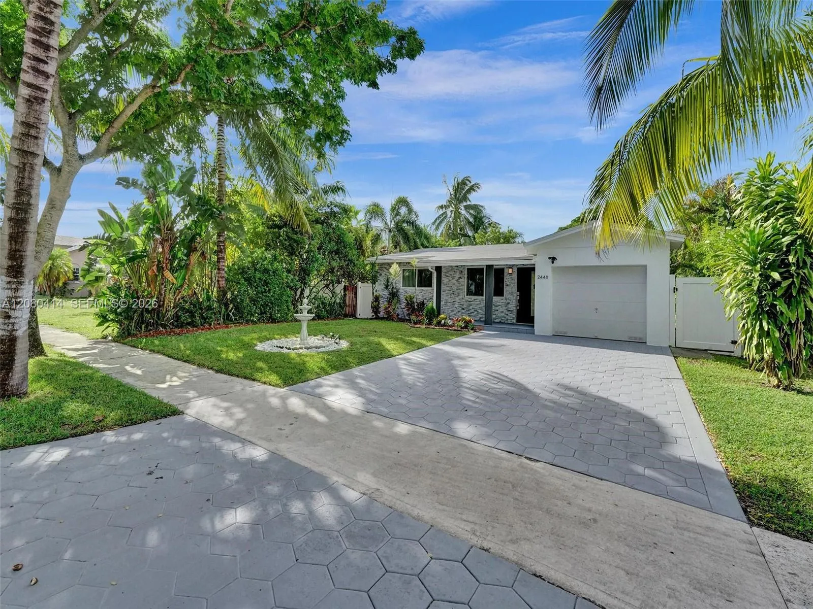 View details of listing 2446 Fillmore Street 2446, Hollywood, FL 33020 Hollywood with MLS#