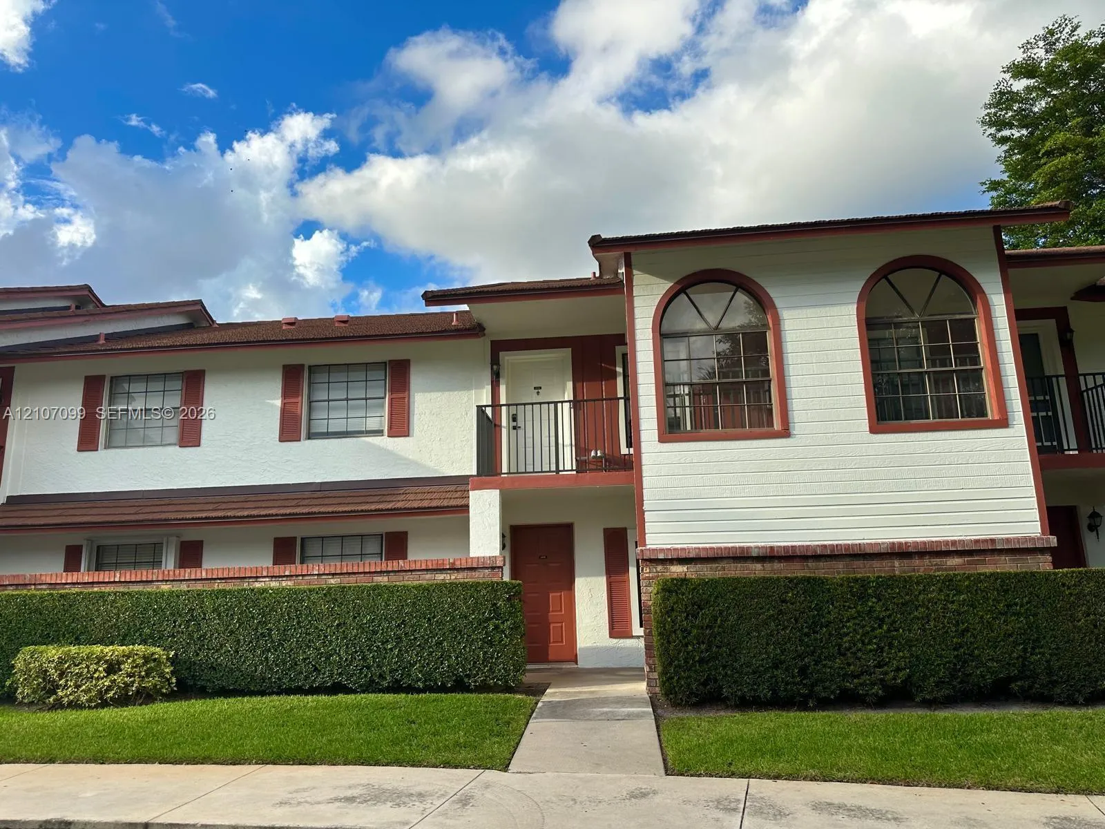 Listing  2456 NW 89 Drive ., Coral Springs, FL 33065, Coral Springs, FL 33065