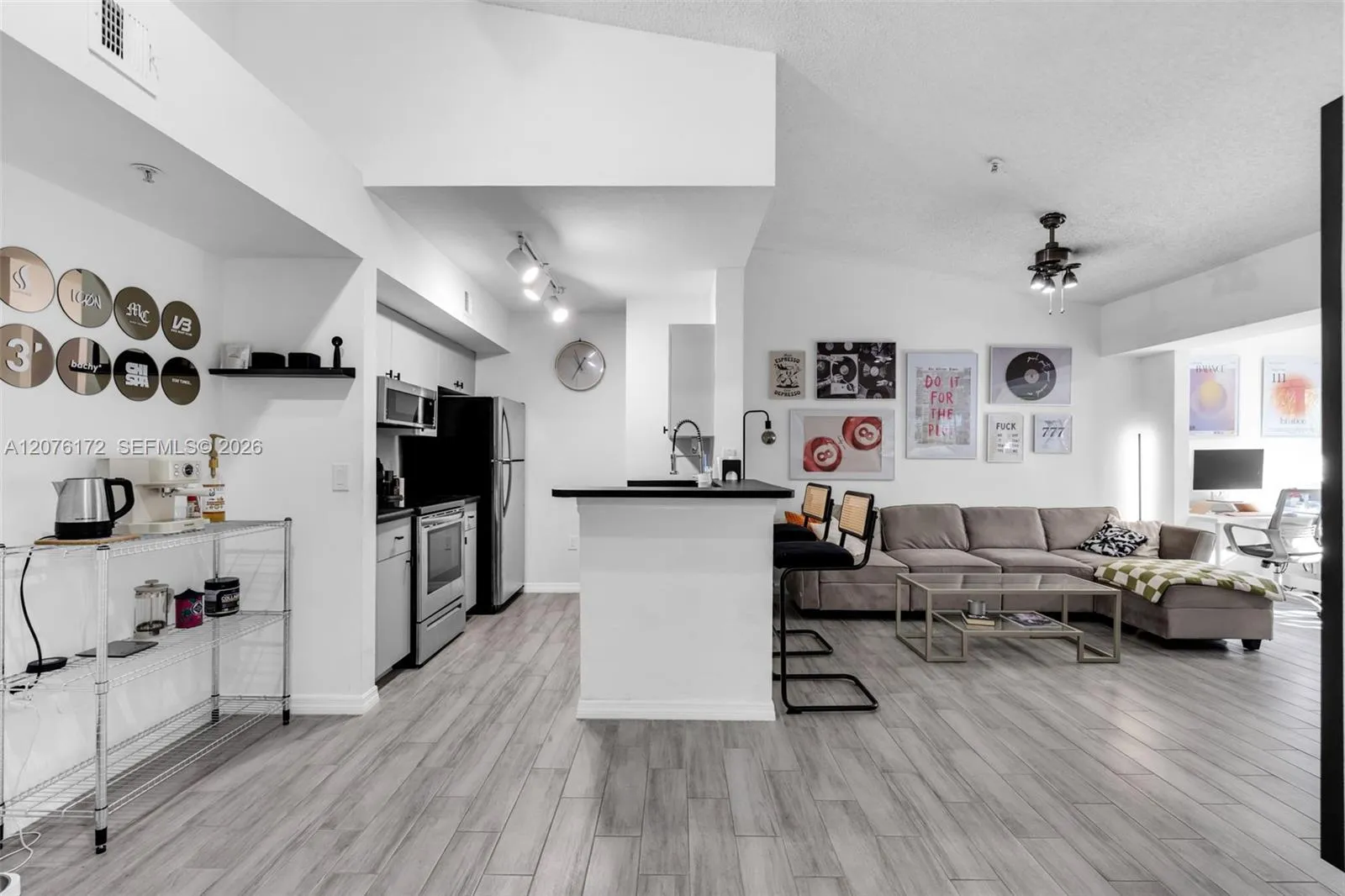 View details of listing 2457 Centergate Drive 306, Miramar, FL 33025 Miramar with MLS# 