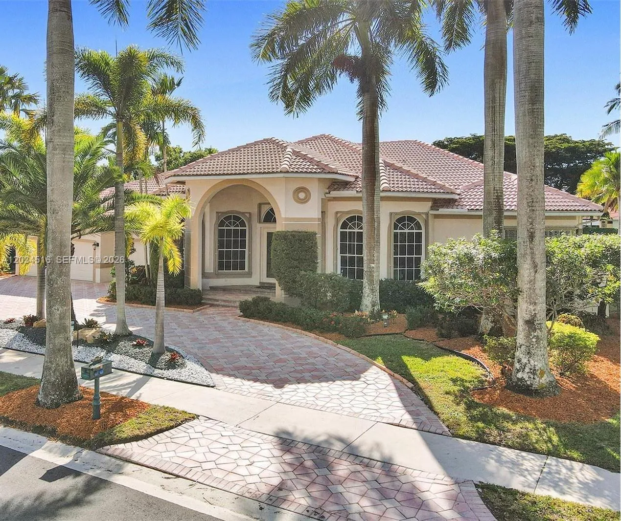 Listing  2501 Poinciana Drive, Weston, FL 33327, Weston, FL 33327