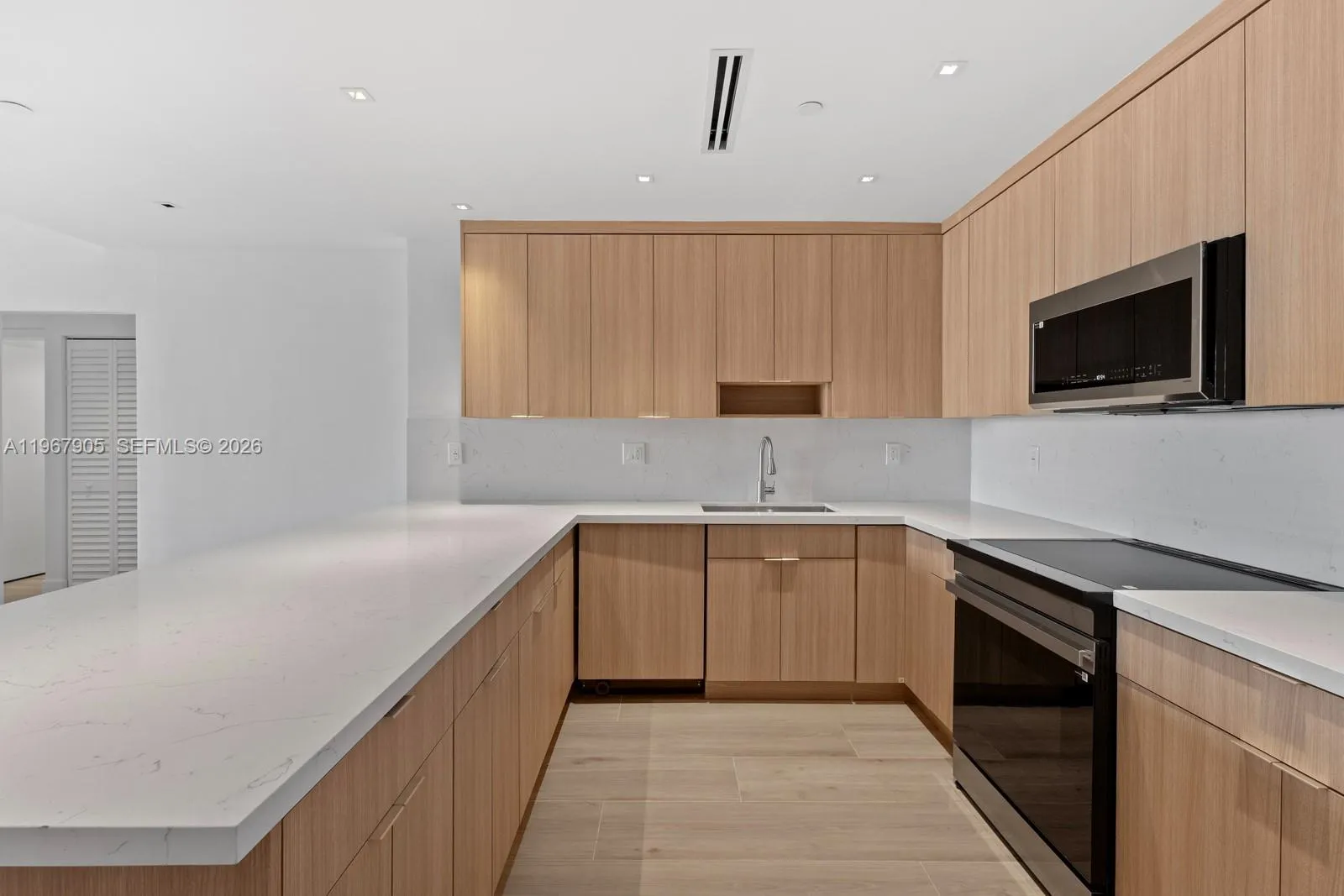 Listing  251 Crandon Boulevard 531, Key Biscayne, FL 33149, Key Biscayne, FL 33149