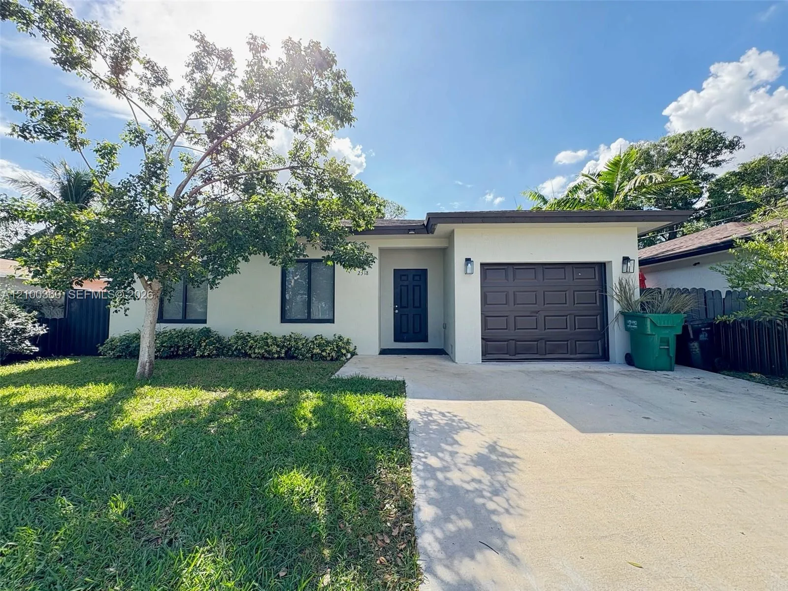 View details of listing 2518 NW 9th Place, Fort Lauderdale, FL 33311 Fort Lauderdale with MLS# 
