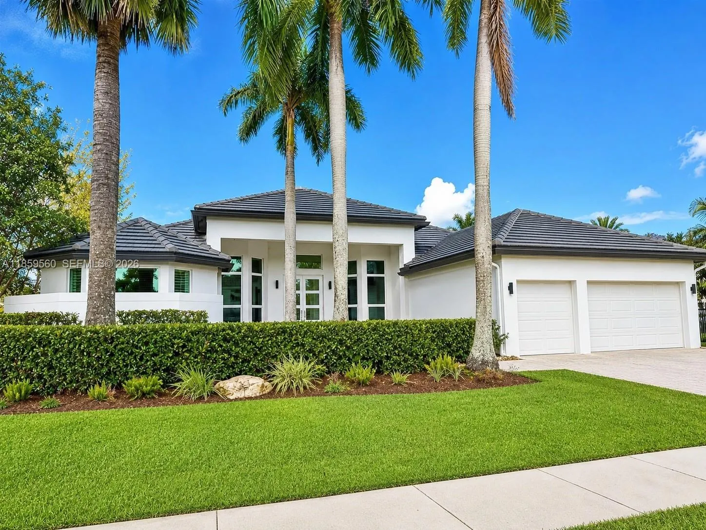 View details of listing 2523 Montclaire Circle, Weston, FL 33327 Weston with MLS#