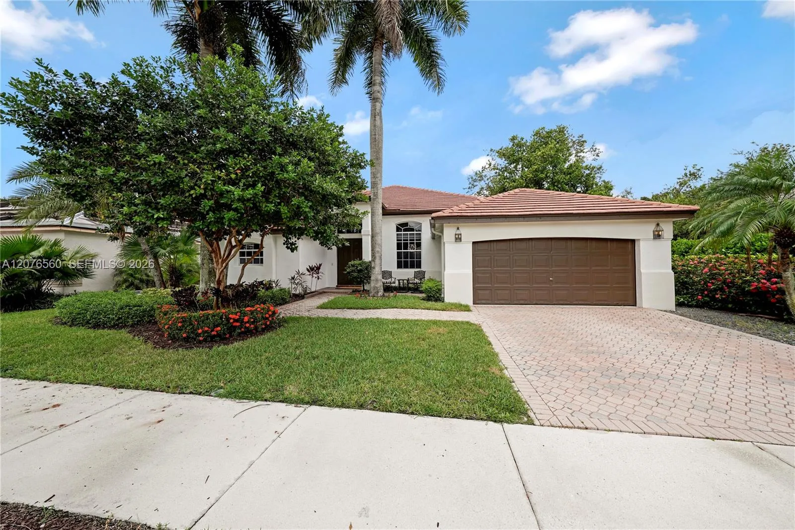 Listing  2527 Jardin Drive 2527, Weston, FL 33327, Weston, FL 33327