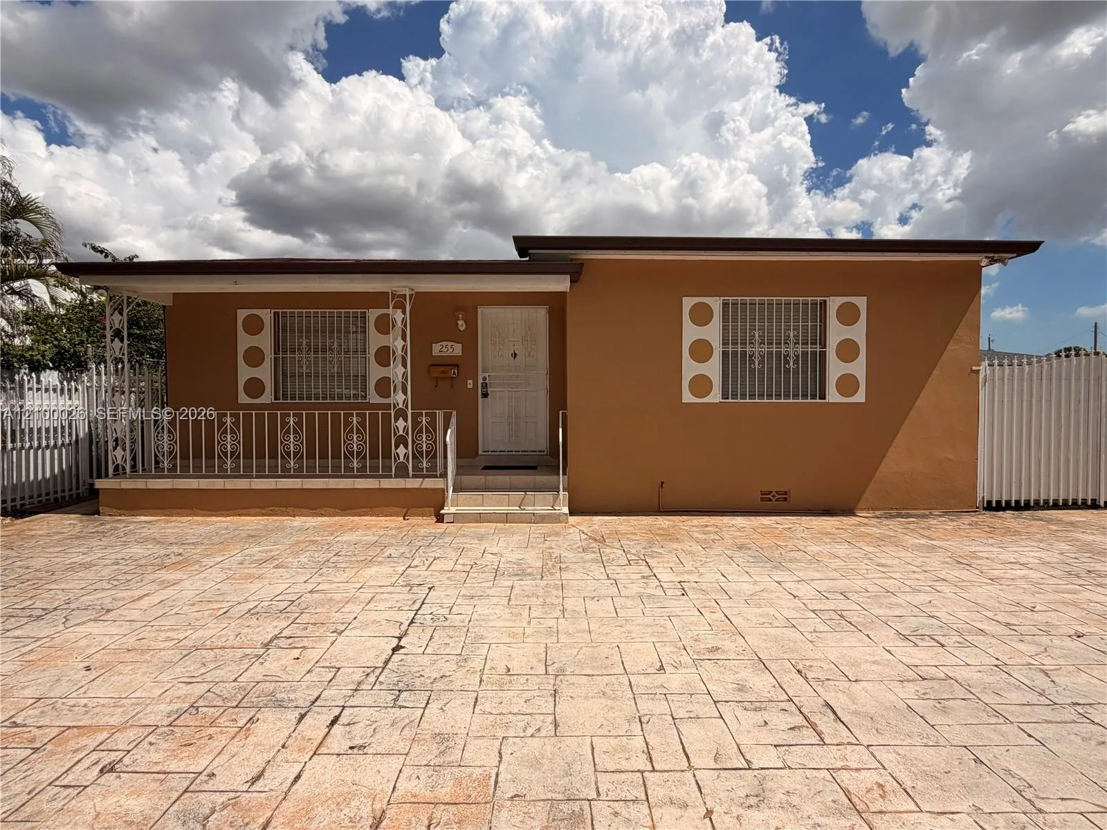 Listing  255 SW 60th Avenue, Miami, FL 33144, Miami, FL 33144
