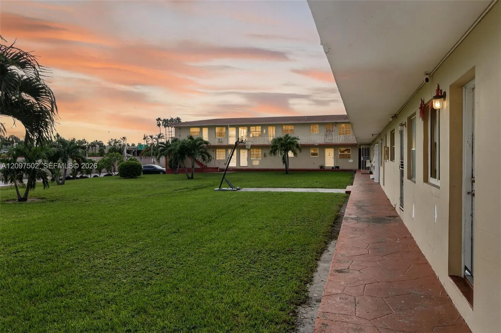 Listing  2551 NW 13th Street 10, Miami, FL 33125, Miami, FL 33125