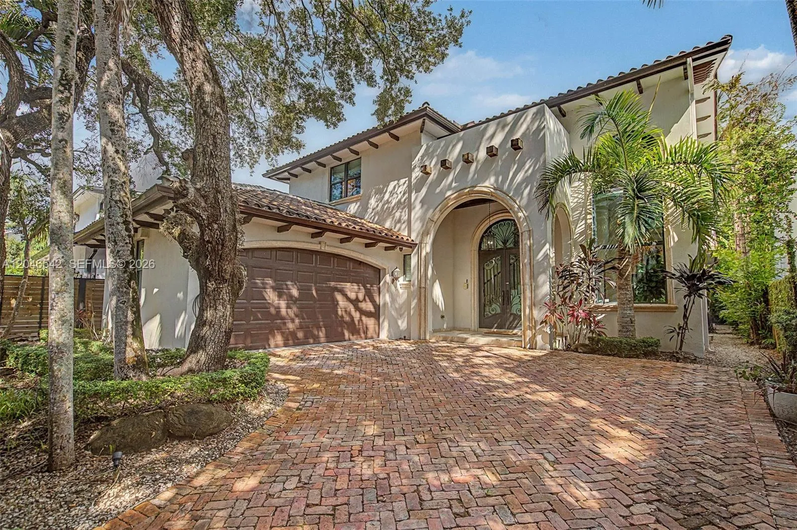 Listing  2561 Trapp Avenue, Miami, FL 33133, Miami, FL 33133