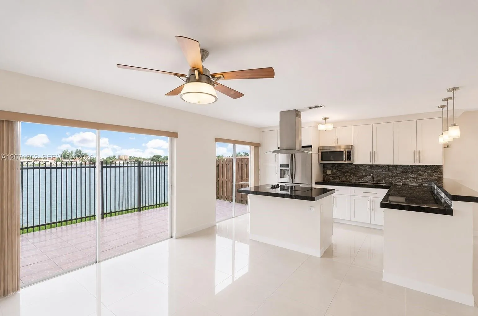 Listing  2561 W 60th Place 102-1, Hialeah, FL 33016, Hialeah, FL 33016