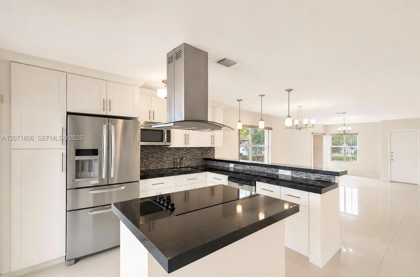 Listing  2561 W 60th Place 102-1, Hialeah, FL 33016, Hialeah, FL 33016