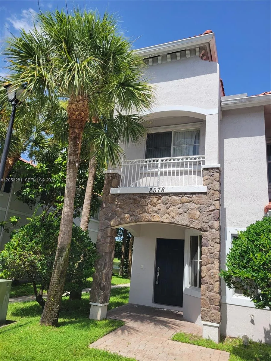 Listing  2578 SW 82 Avenue 101, Miramar, FL 33025, Miramar, FL 33025
