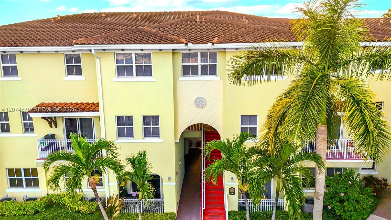 Listing  260 NW 109th Avenue 204, Miami, FL 33172, Miami, FL 33172