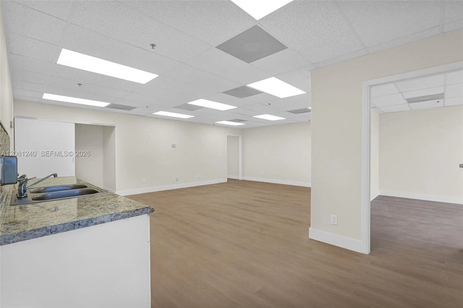 Listing  2681 E Oakland Park Boulevard 401, Fort Lauderdale, FL 33306, Fort Lauderdale, FL 33306
