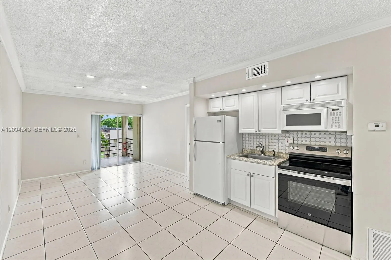 View details of listing 2700 Riverside Drive 302-B, Coral Springs, FL 33065 Coral Springs with MLS# 