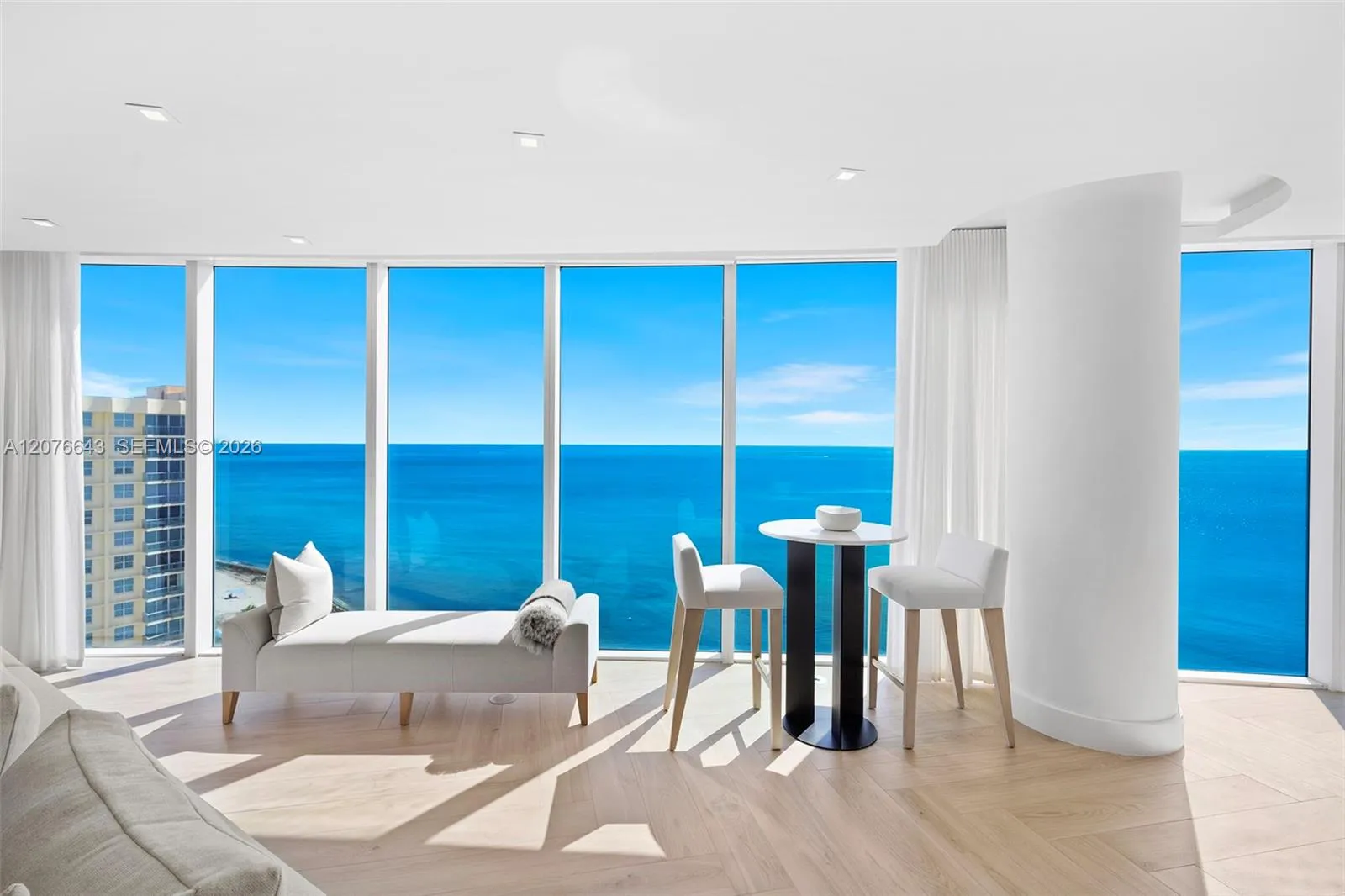 View details of listing 2711 S Ocean Drive 1502, Hollywood, FL 33019 Hollywood with MLS#