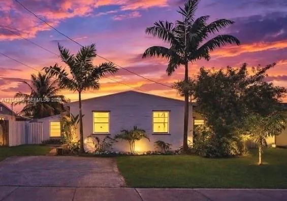 Listing  2718 Sherman Street, Hollywood, FL 33020, Hollywood, FL 33020