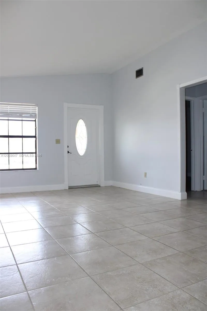 Listing  2728 W 74th Street 2728, Hialeah, FL 33016, Hialeah, FL 33016