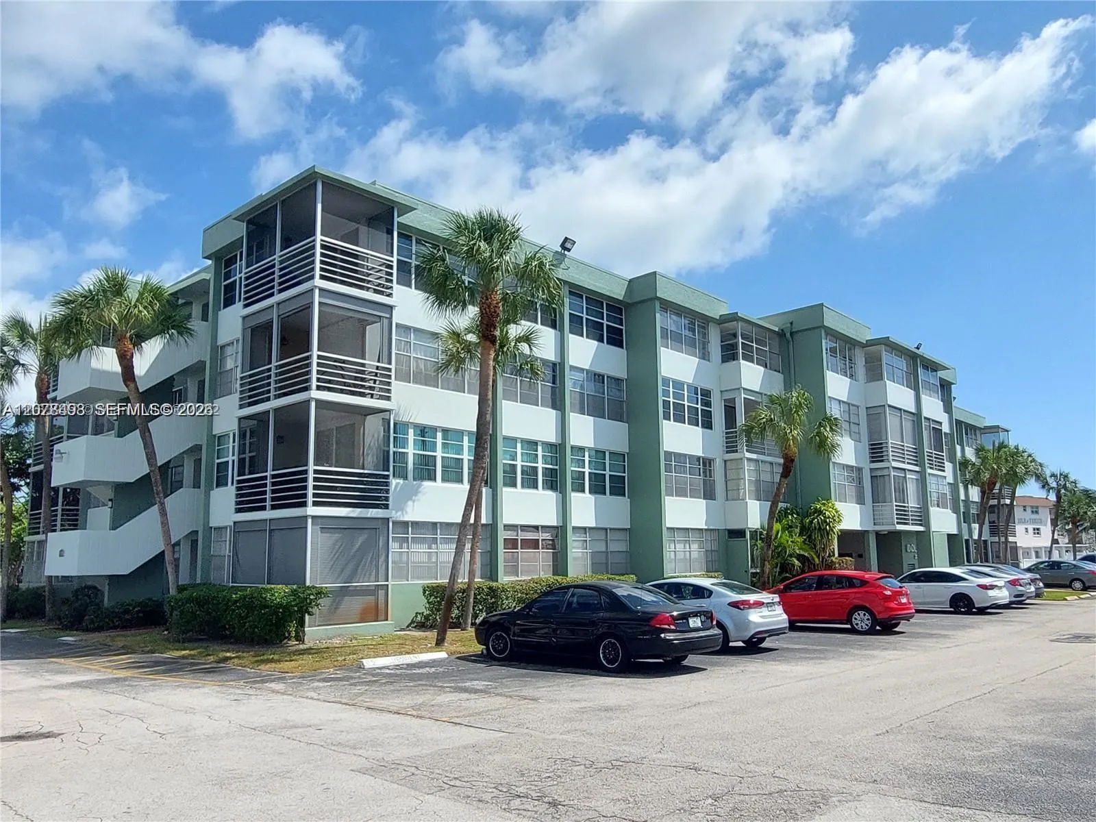 View details of listing 2741 Taft Street 212, Hollywood, FL 33020 Hollywood with MLS#