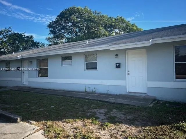 Listing  2746 Johnson Street W, Hollywood, FL 33020, Hollywood, FL 33020