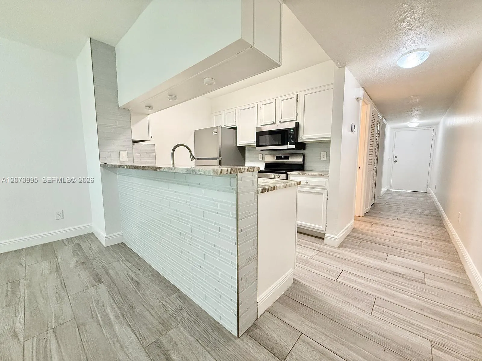 View details of listing 277 Cypress Point Drive 277, Palm Beach Gardens, FL 33418 Palm Beach Gardens with MLS#
