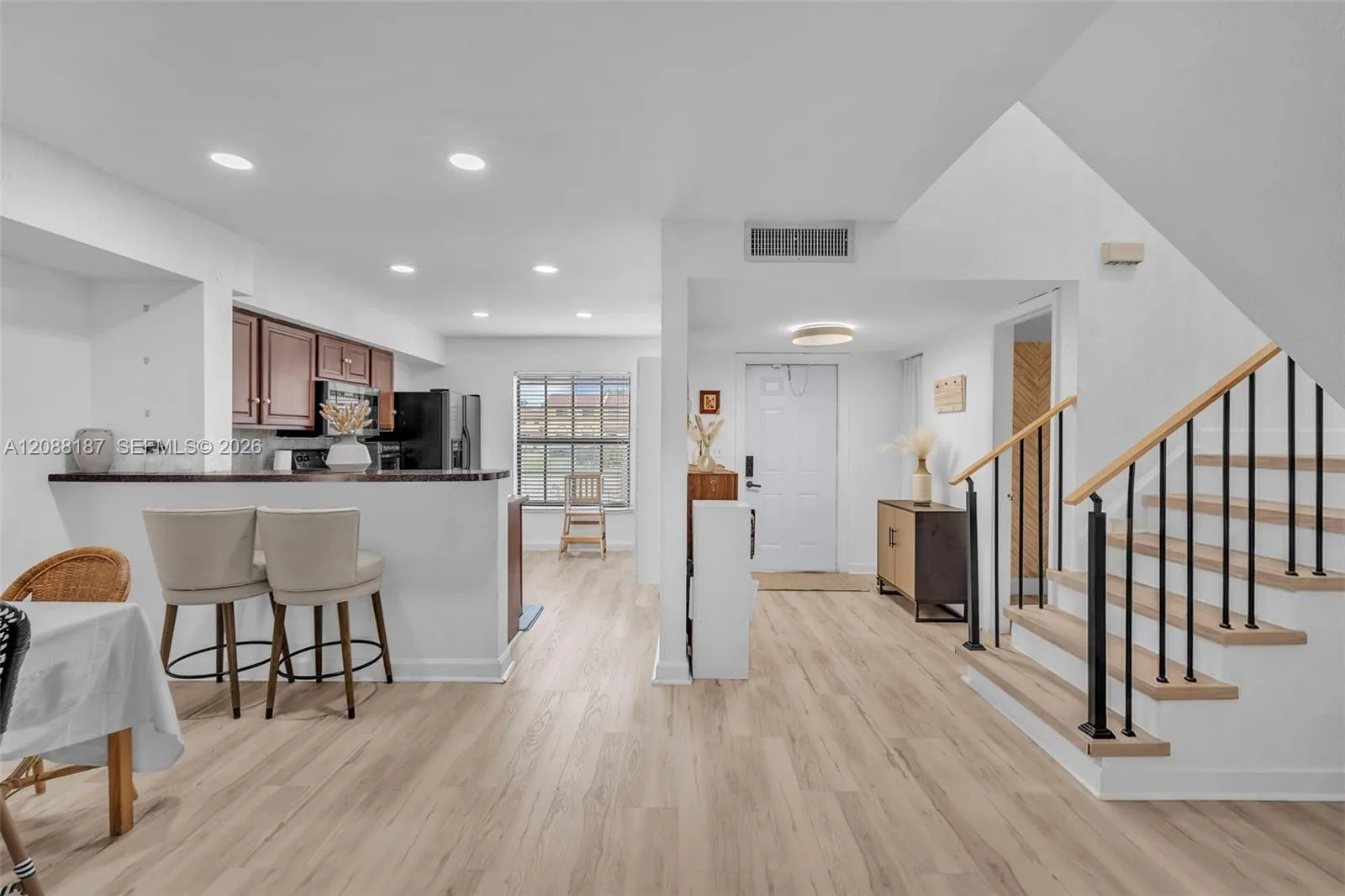 Listing  2771 NW 47th Lane 2905, Lauderdale Lakes, FL 33313, Lauderdale Lakes, FL 33313