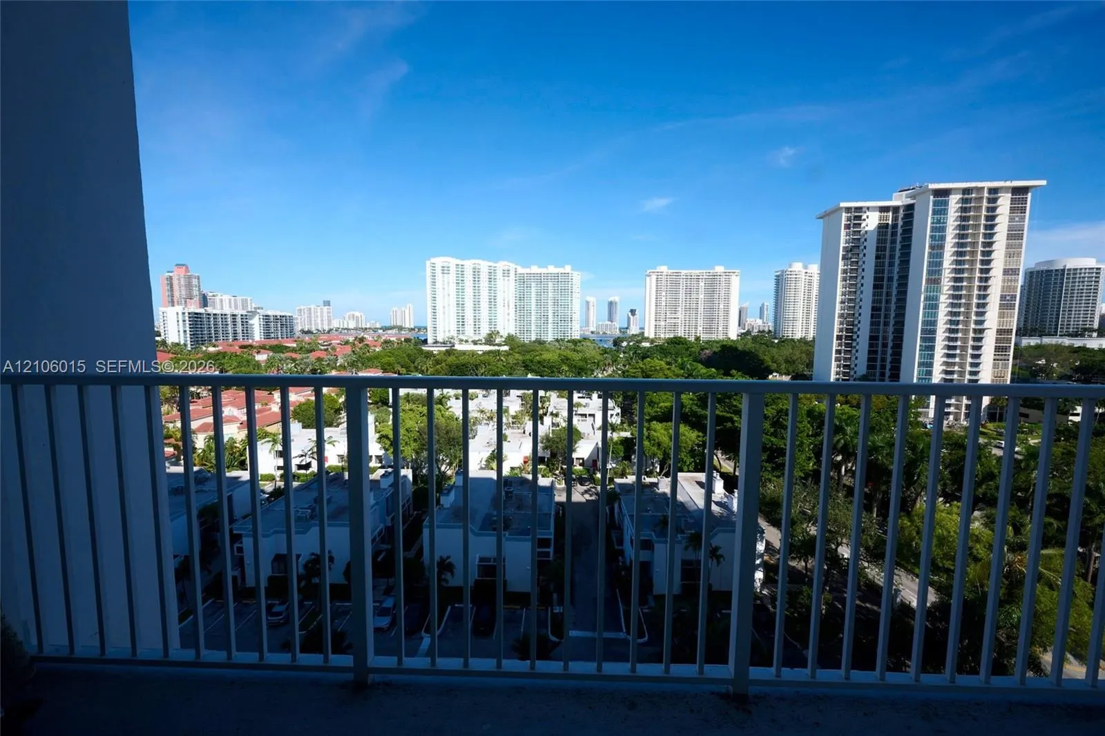 Listing  2851 NE 183rd Street 1109E, Aventura, FL 33160, Aventura, FL 33160
