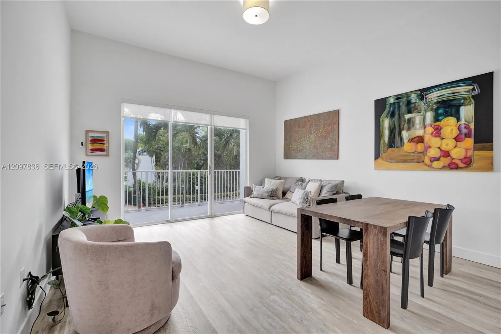 View details of listing 2851 NE 183rd Street 211E, Aventura, FL 33160 Aventura with MLS# 