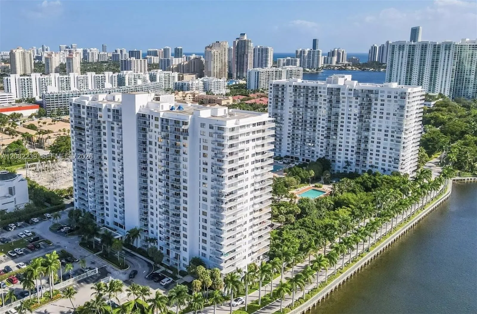 View details of listing 2851 NE 183rd Street 501E, Aventura, FL 33160 Aventura with MLS#